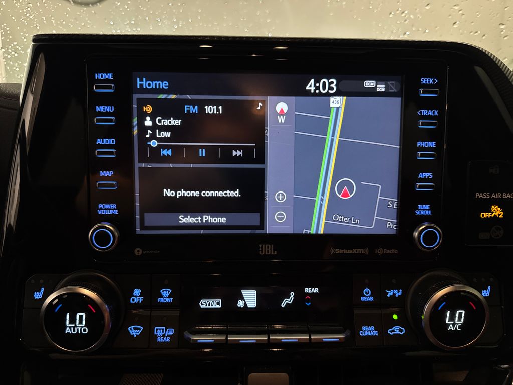 Certified Used 2021  Toyota XSE image 27