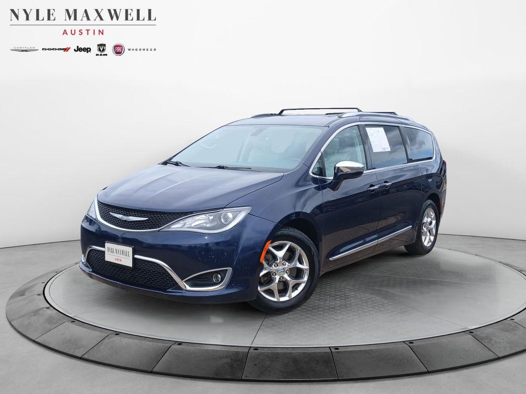 Used Car 2018 Chrysler Pacifica  Limited For Sale Under $15,000 In Austin, Texas