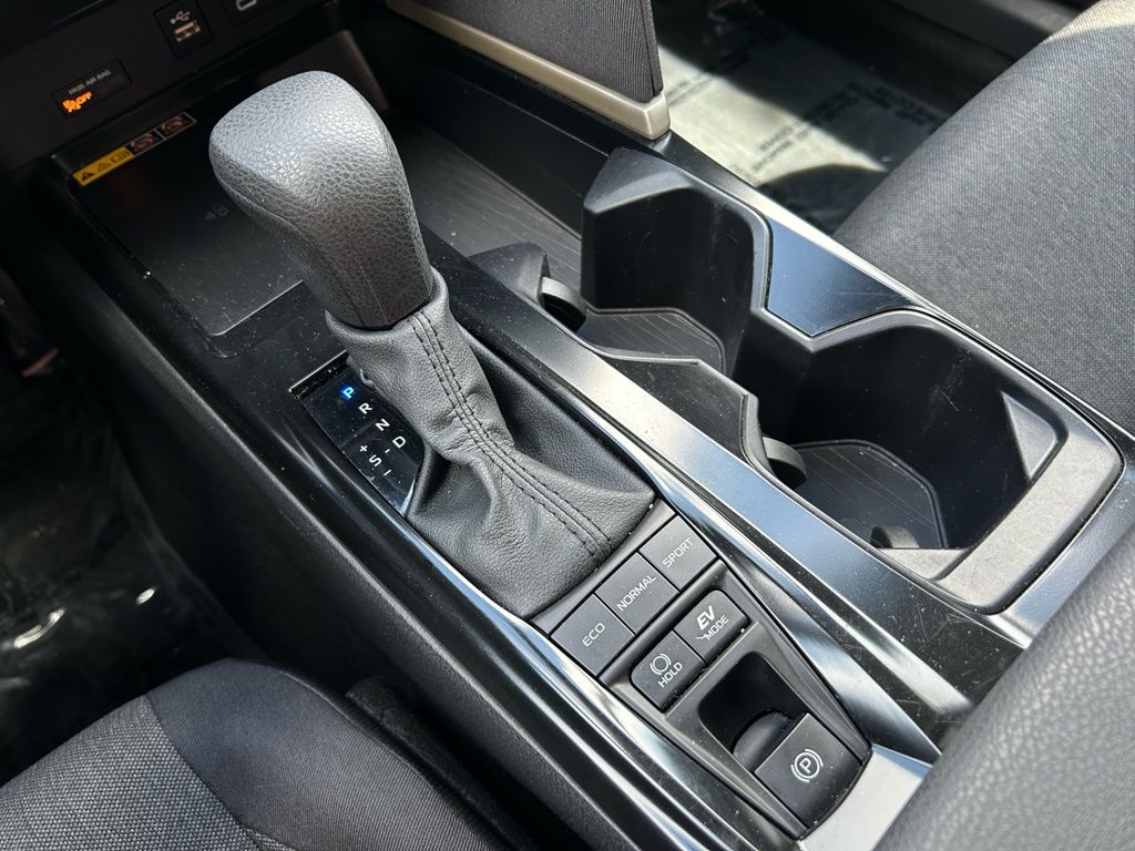 Thumbnail: 2025 Toyota Camry - 26