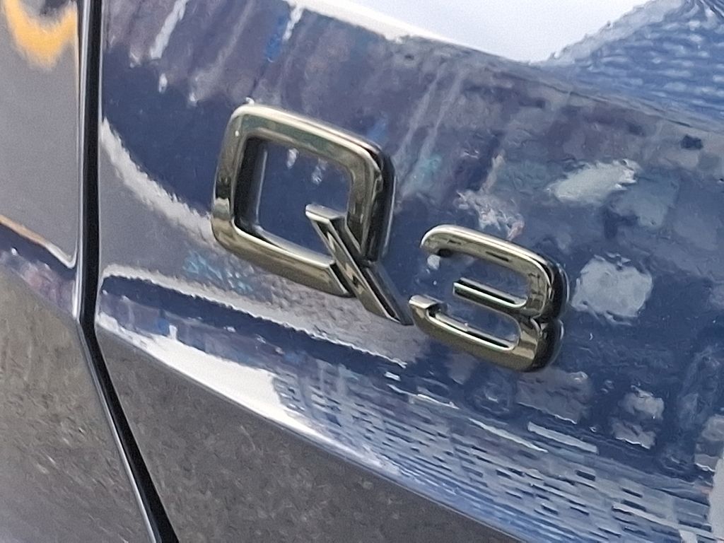 Thumbnail: 2025 Audi Q3 - 30