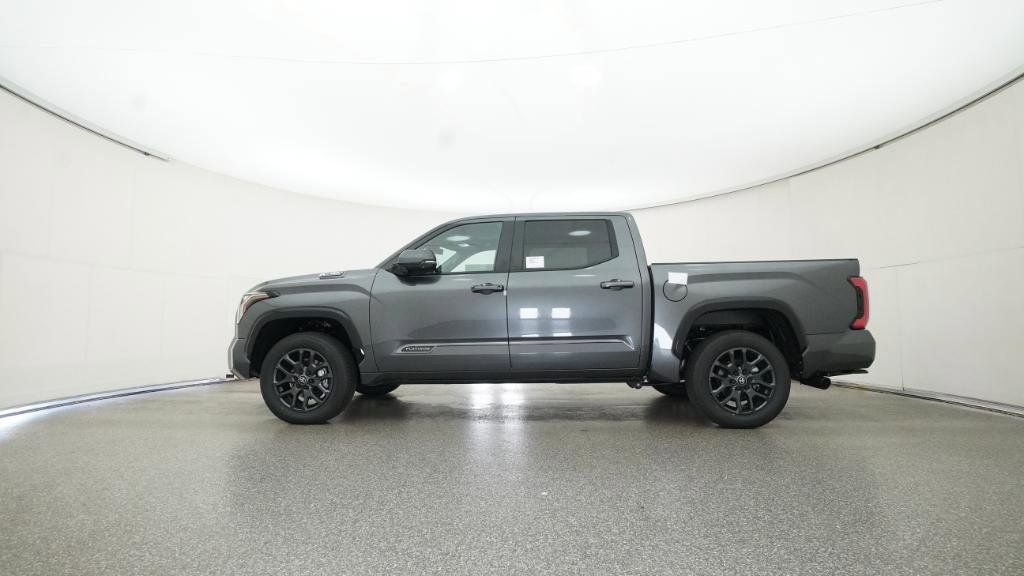 Thumbnail: 2025 Toyota Tundra - 31