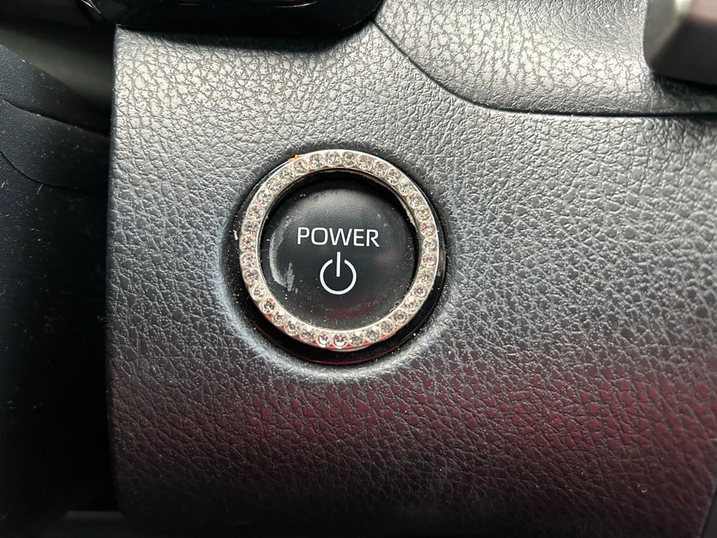 Thumbnail: 2025 Toyota Camry - 28