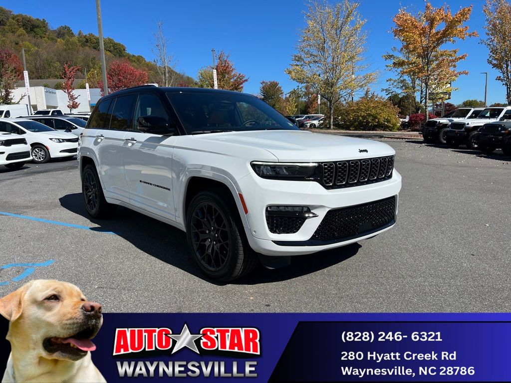 new 2025 Jeep Grand Cherokee car, priced at $57,990