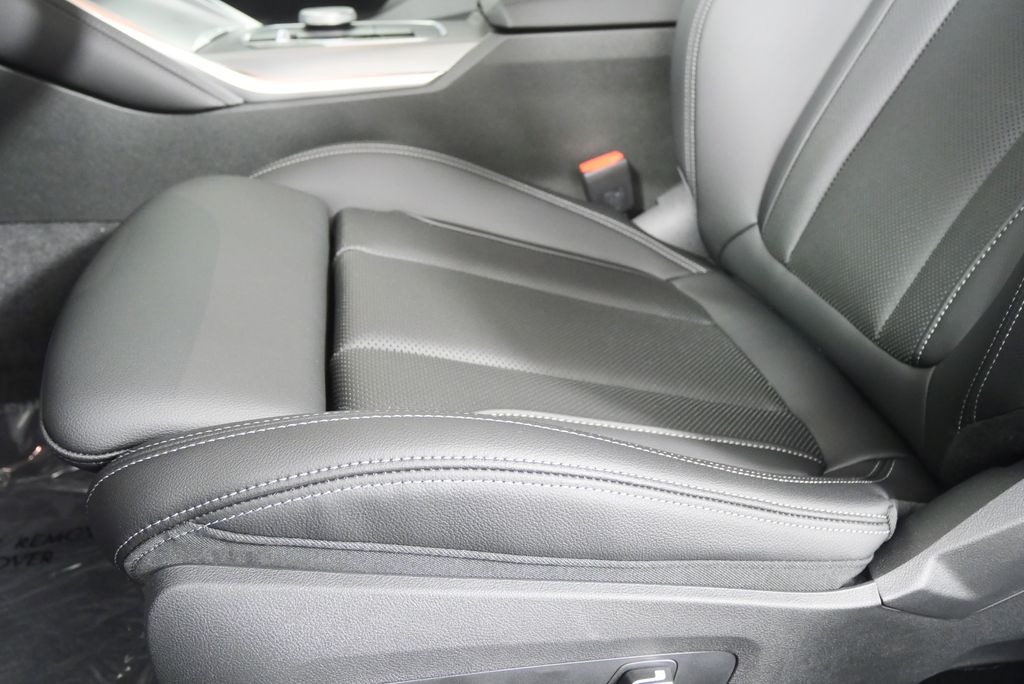 Thumbnail: 2026 BMW 2 Series - 9