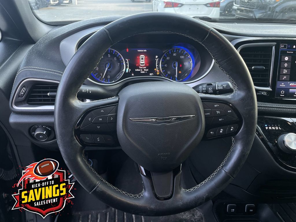 Used 2021 Chrysler Pacifica Van