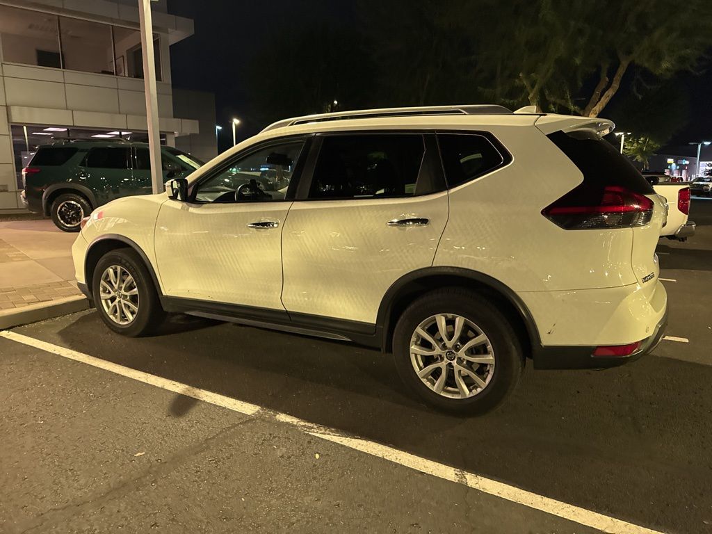 2019 Nissan Rogue SV 5