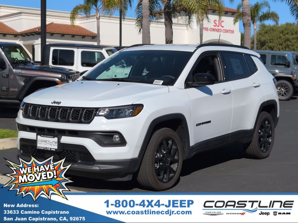 Bright White Clearcoat 2026 Jeep Compass Altitude 4WD SUV / Crossover 8-Speed Automatic