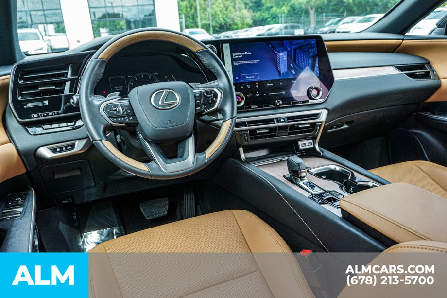 Used 2024 Black Lexus 350 Premium image 27