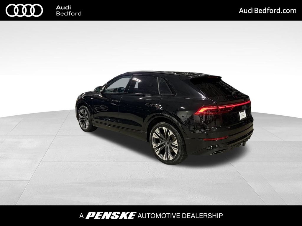 Thumbnail: 2026 Audi Q8 - 4