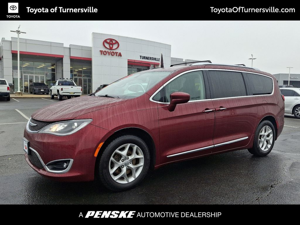 2019 Chrysler Pacifica  Hero Image