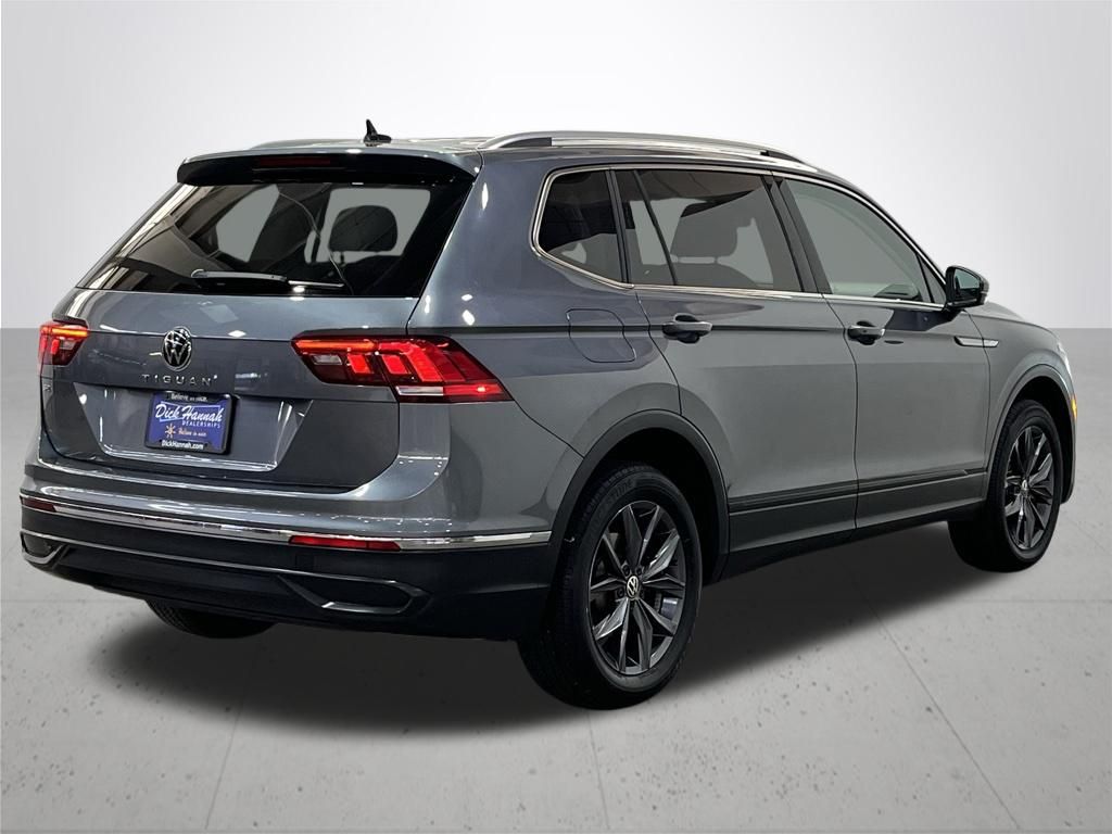 2023 Volkswagen Tiguan 2.0T SE