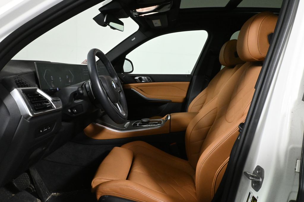 Thumbnail: 2024 BMW X5 - 3