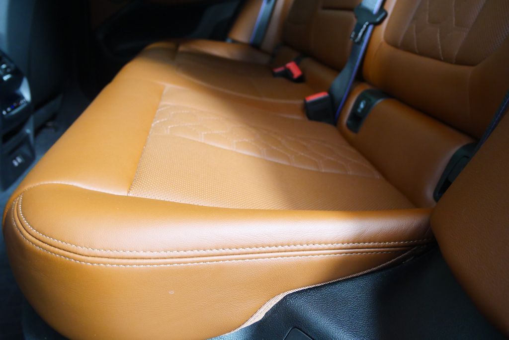 Thumbnail: 2024 BMW X4 - 15