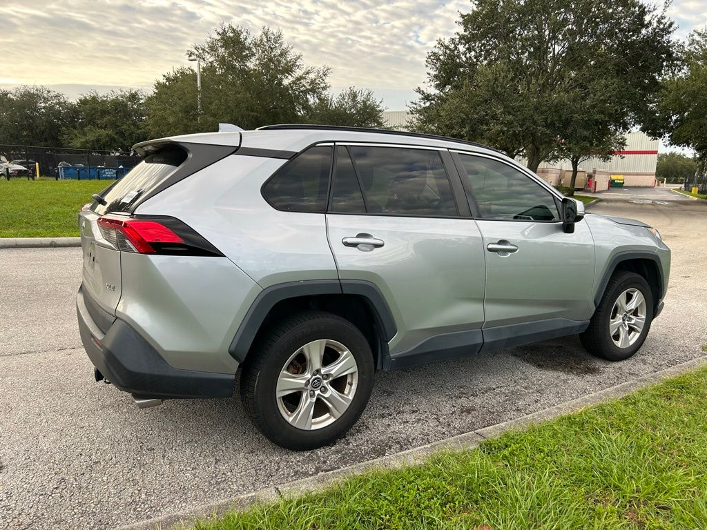 Thumbnail: 2019 Toyota RAV4 - 5