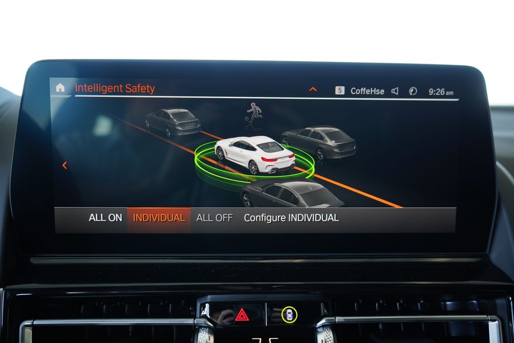 Thumbnail: 2026 BMW 8 Series - 18