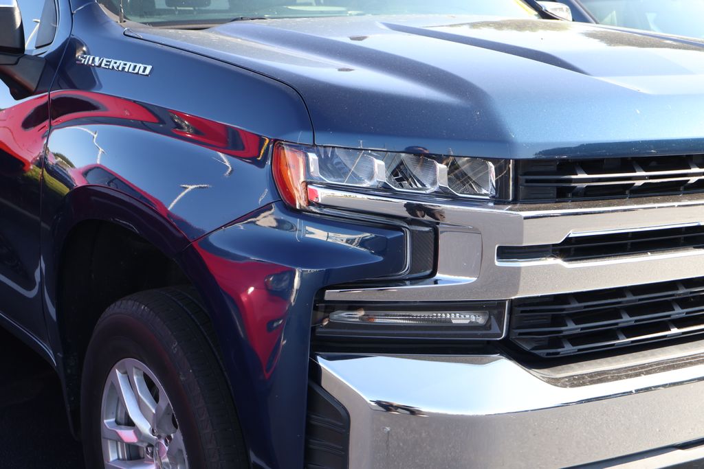 Thumbnail: 2019 Chevrolet Silverado 1500 - 4