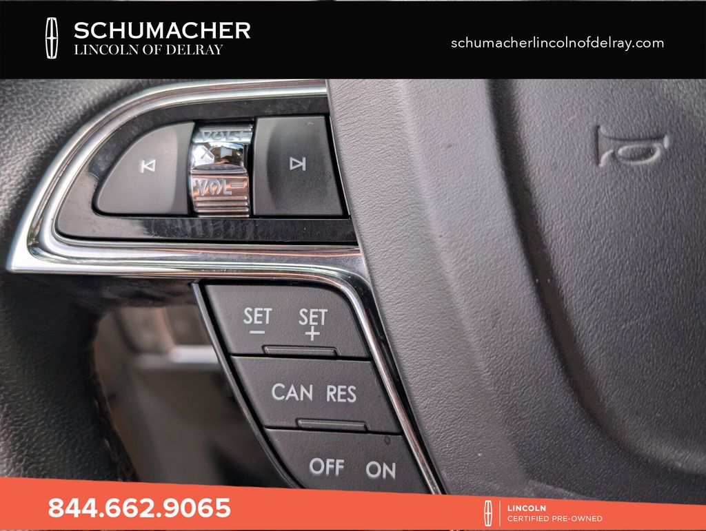 used 2022 Lincoln Nautilus car, priced at $24,398