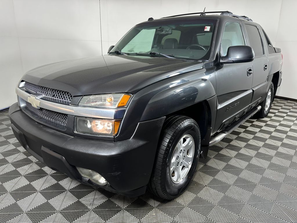 2004 Chevrolet Avalanche 4x4 1500 Series's photo