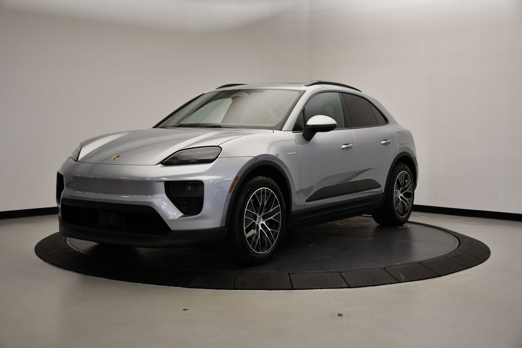 Thumbnail: 2025 Porsche Macan - 1