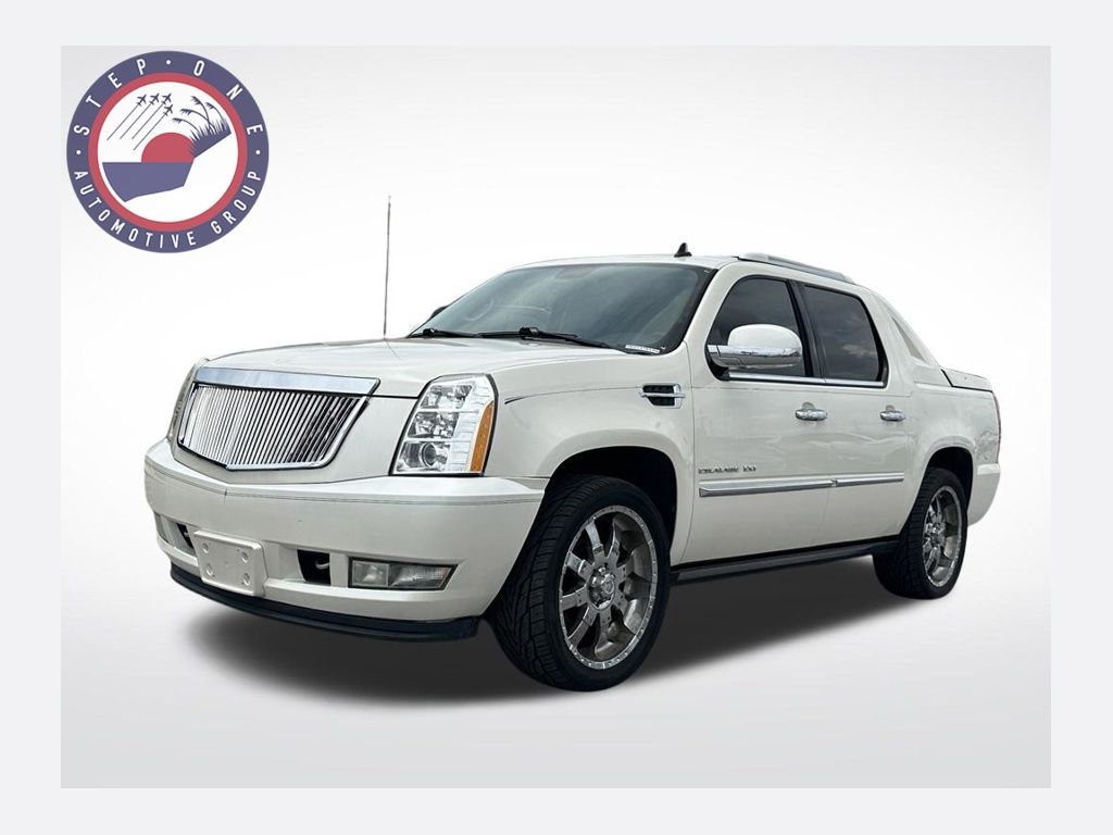  2013 Cadillac Escalade EXT Premium 4WD   