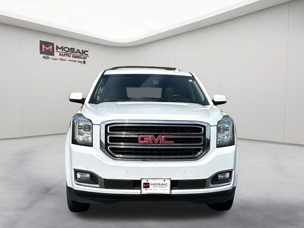Used 2019 GMC Yukon XL SLT with VIN 1GKS2GKC5KR284473 for sale in Zumbrota, Minnesota