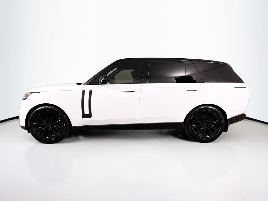 Thumbnail: 2026 Land Rover Range Rover - 8