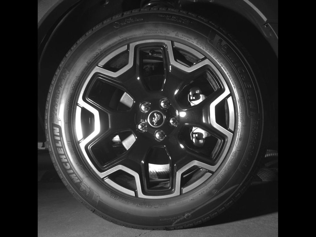 New 2026 Carbonized Gray Metallic Ford Outer Banks® image 9