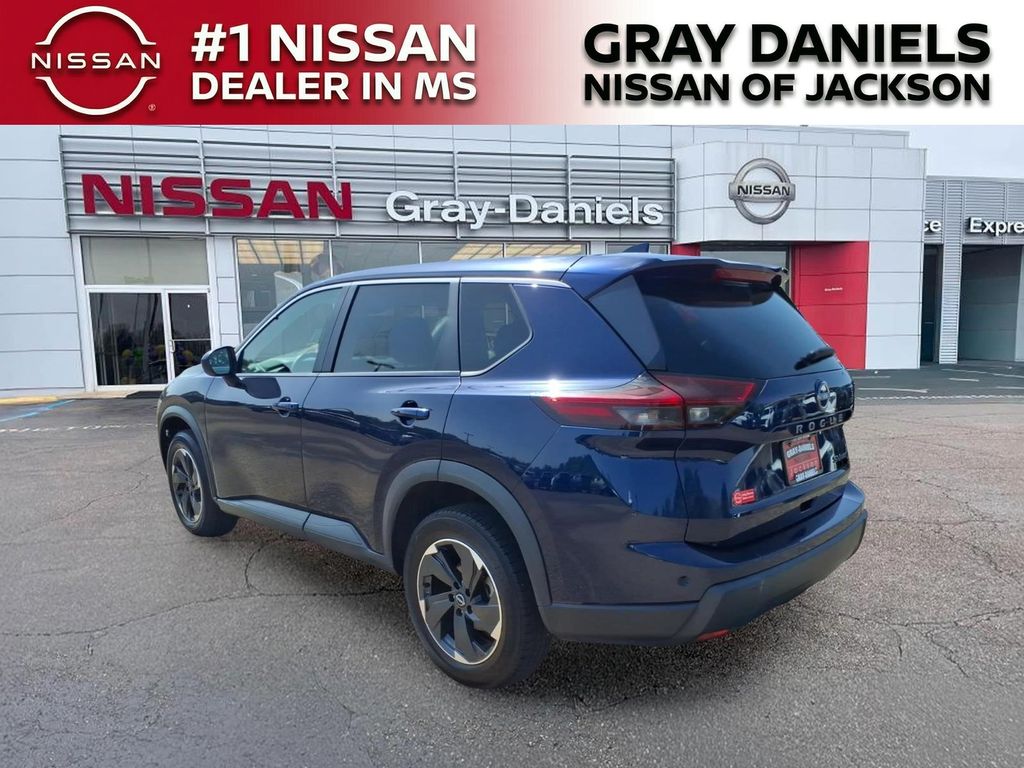Used 2024 Nissan Rogue SUV