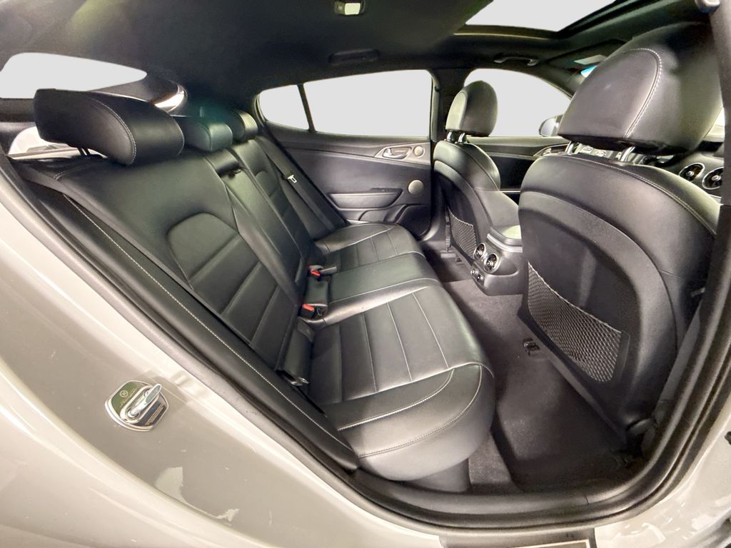 Thumbnail: 2020 Kia Stinger - 23