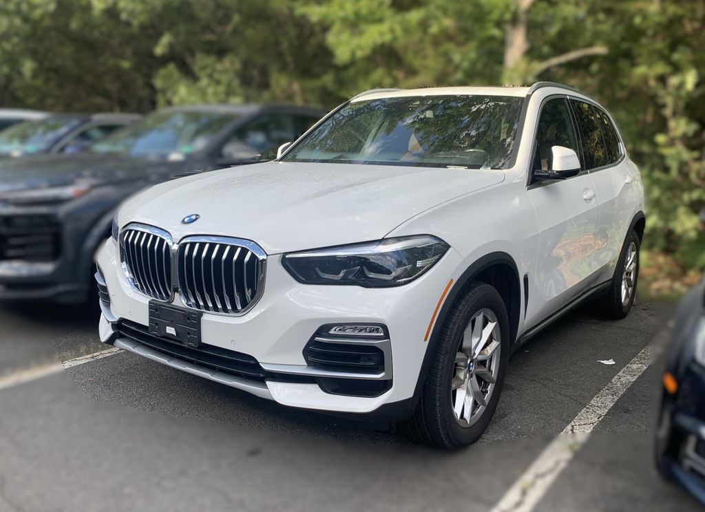 Thumbnail: 2021 BMW X5 - 3