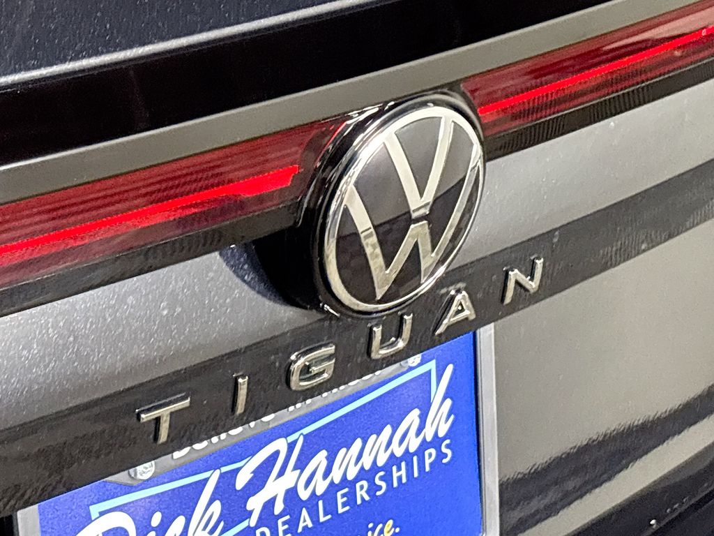 2025 Volkswagen Tiguan 2.0T S