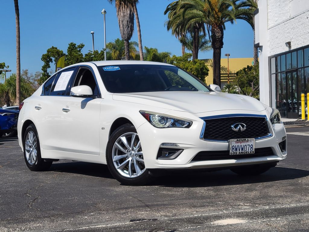 2018 INFINITI Q50 2.0t Pure RWD