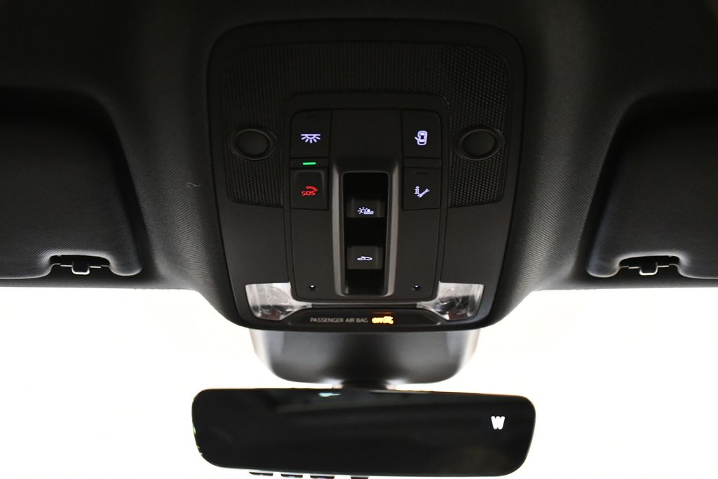 Thumbnail: 2025 Audi Q3 - 19