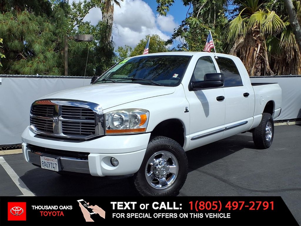 Bright White Clearcoat 2006 Dodge RAM 3500 Laramie Mega Cab 4WD Pickup Truck Four-Wheel Drive 4-Speed Automatic