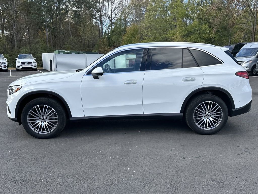 2023 Mercedes-Benz GLC GLC 300 5