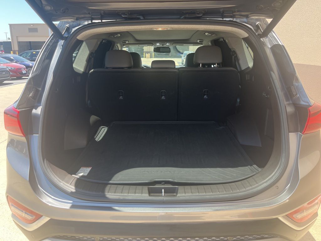Thumbnail: 2019 Hyundai Santa Fe - 10