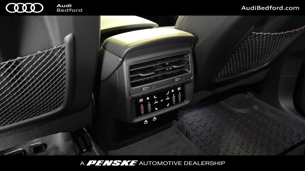 Thumbnail: 2026 Audi Q8 - 20