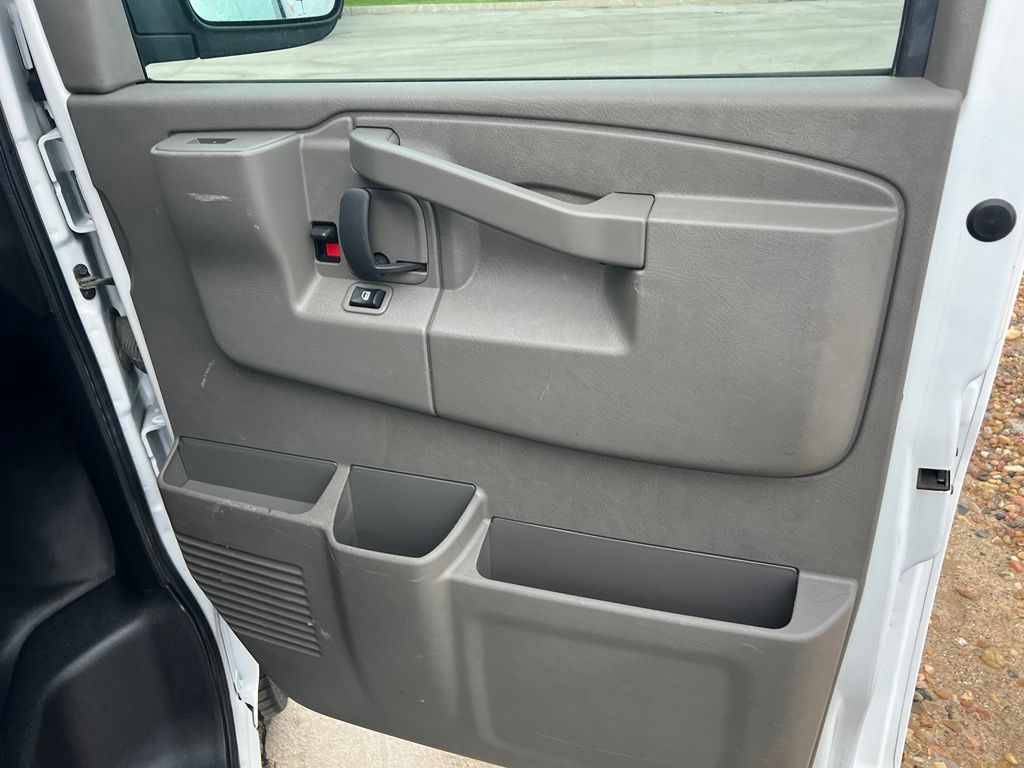 Used 2022 Chevrolet Express 2500 Van