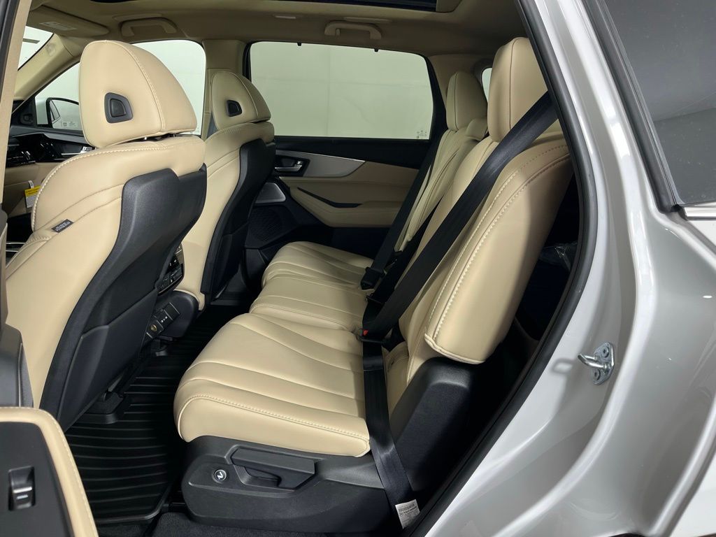 Thumbnail: 2026 Acura MDX - 23