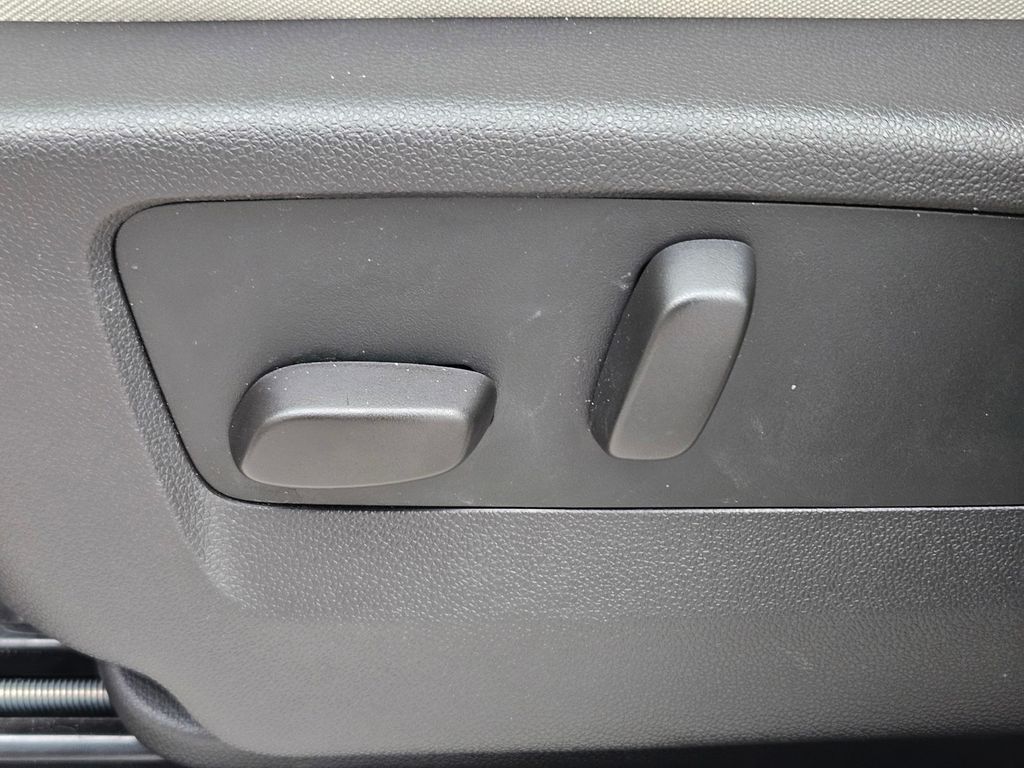 Used Car 2023 Buick Envision  Preferred For Sale Under $30,000 In San Marcos, Texas