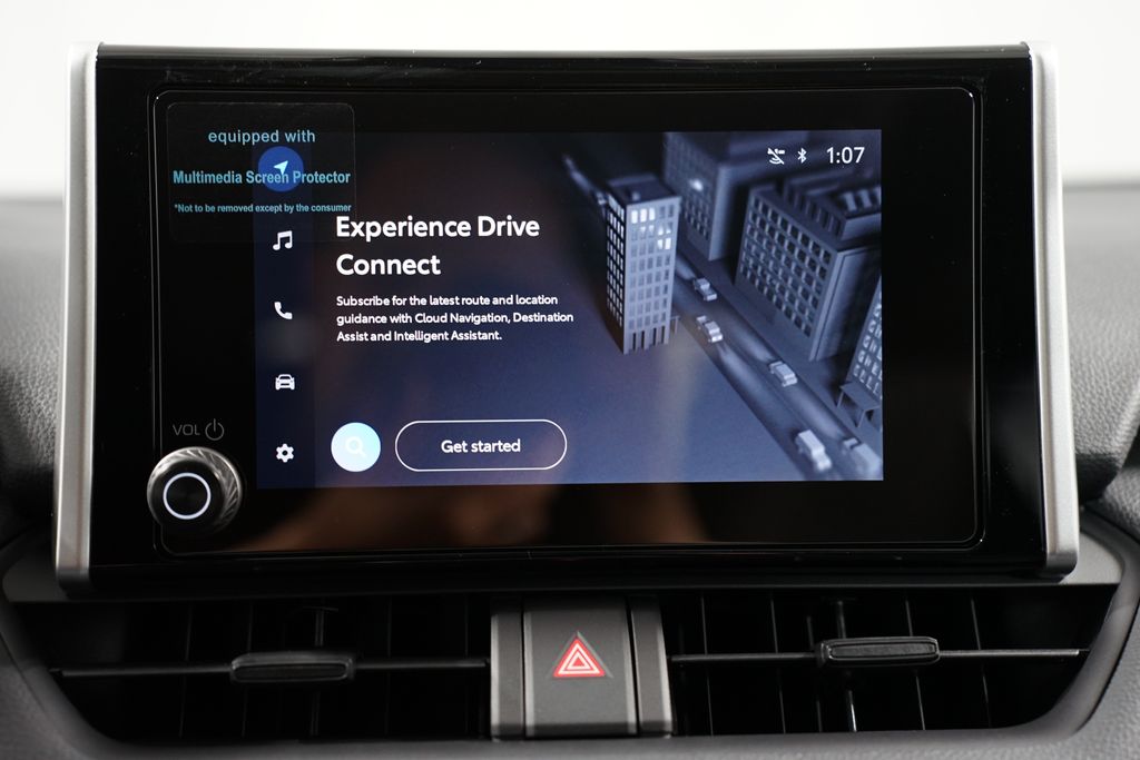 2025 Toyota RAV4 XLE 17