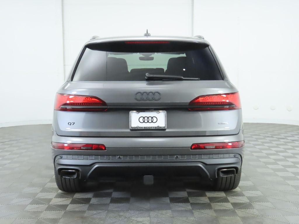 Thumbnail: 2025 Audi Q7 - 6