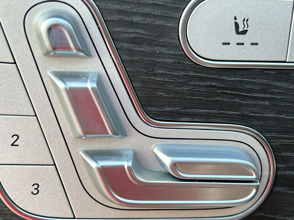 Thumbnail: 2022 Mercedes-Benz GLE - 12