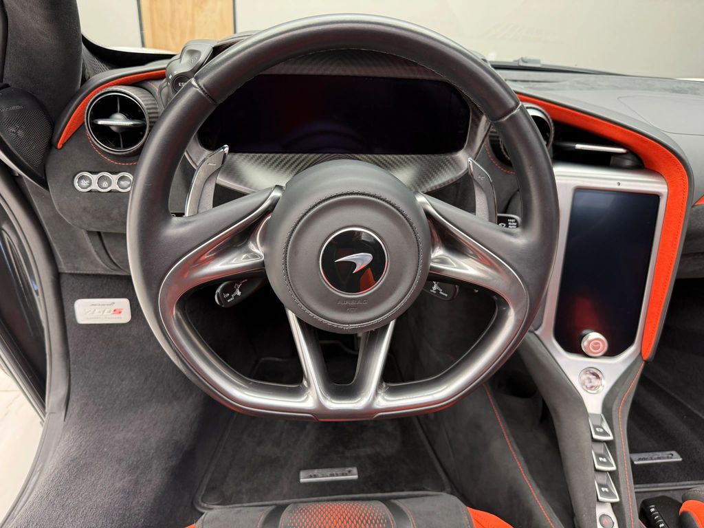 2024 McLaren 750S