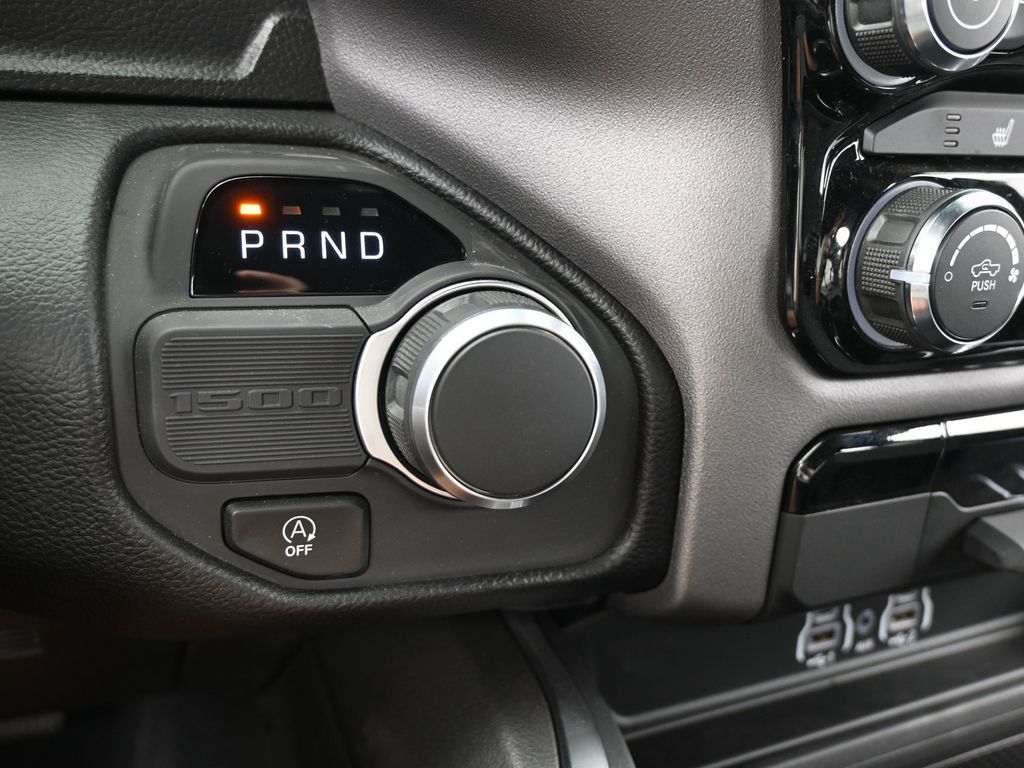 New 2026 Bright White Clearcoat Ram Big Horn/Lone Star image 32