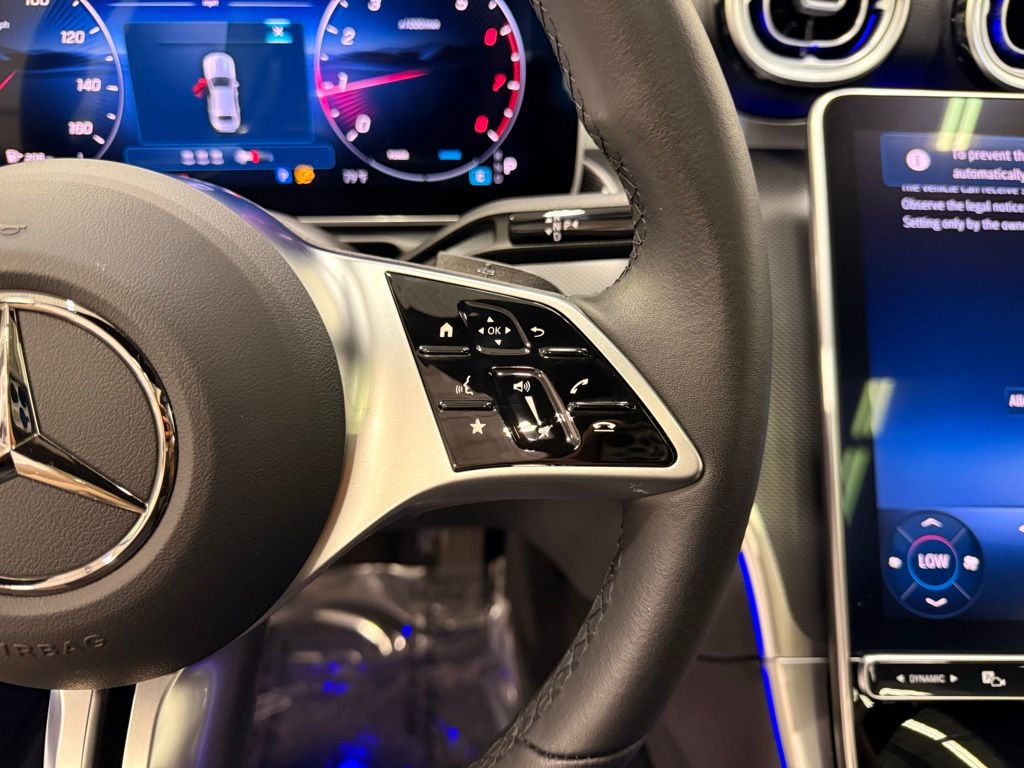 Thumbnail: 2025 Mercedes-Benz C-Class - 14