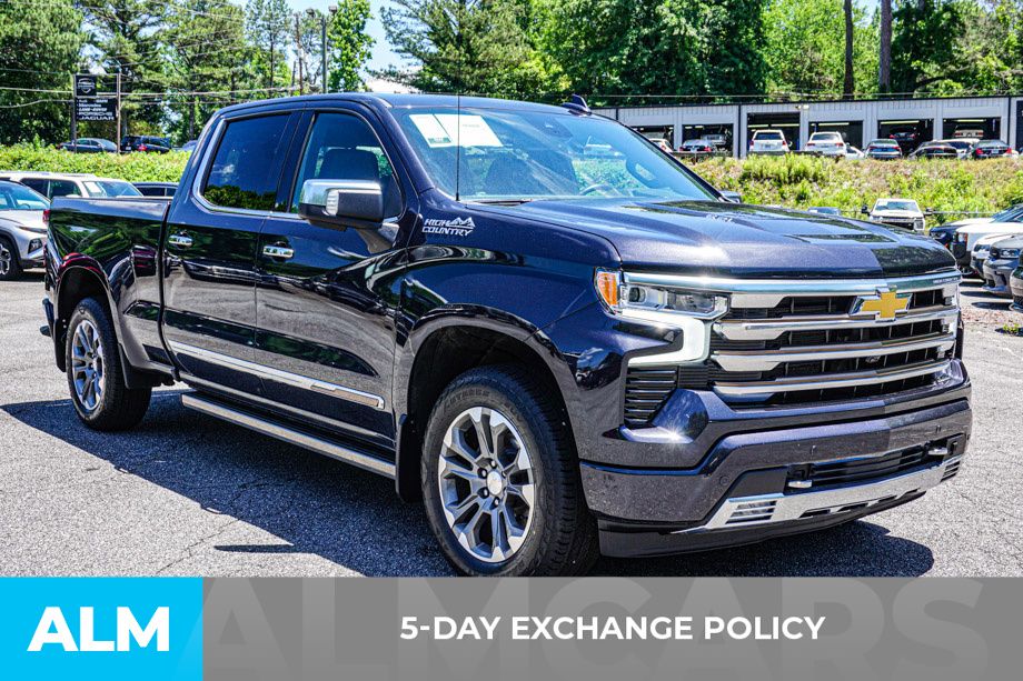 2022 Chevrolet Silverado 1500 High Country photo 3