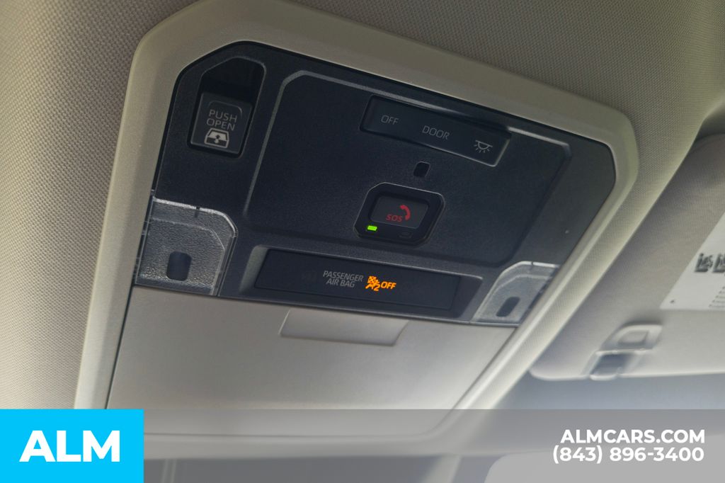 Used 2024 Ice Toyota SR5 image 34
