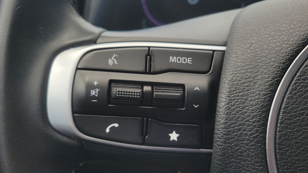Used 2025 Blue Kia EX image 28