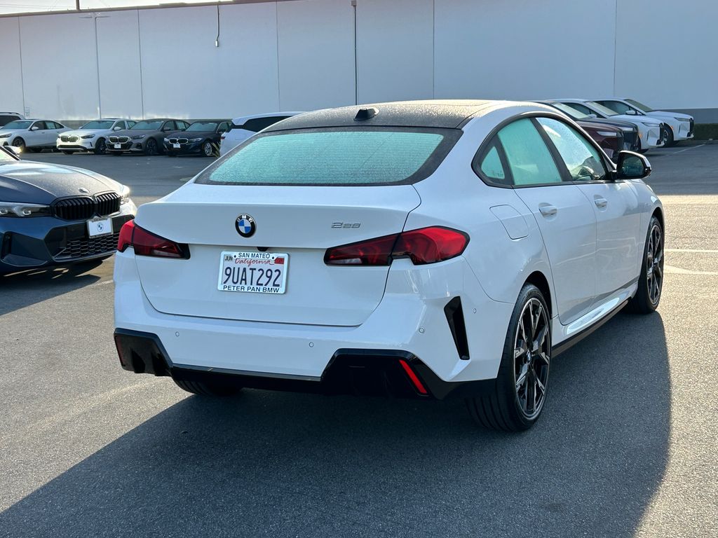 Thumbnail: 2026 BMW 2 Series - 5